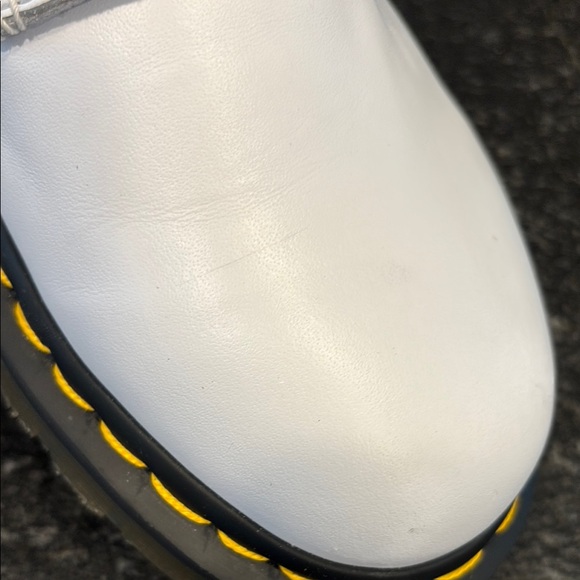 Dr. Martens White Leather 8-Eye Boots – Women’s 10 (EU 42) NEW - Picture 6 of 14